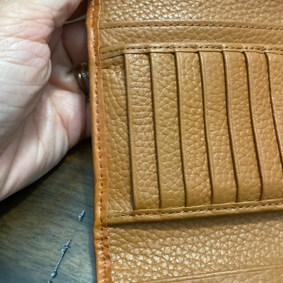 Downey & Bourke 1975 Pebble Grain Continental Clutch - Picture 15 of 17